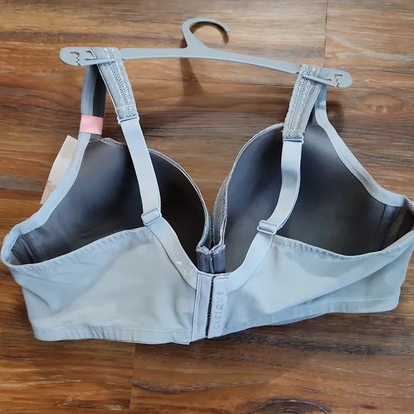 Cacique Silver Gray Lace Bra. 44D, NWT - Picture 2 of 2